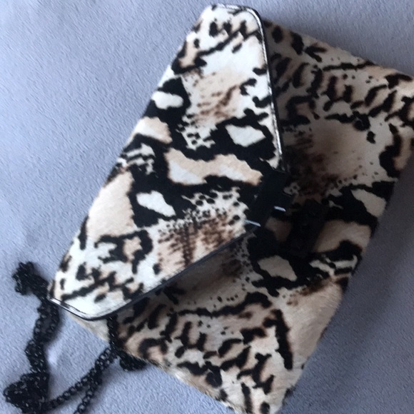 Designer fur clutch - Picture 3 of 7